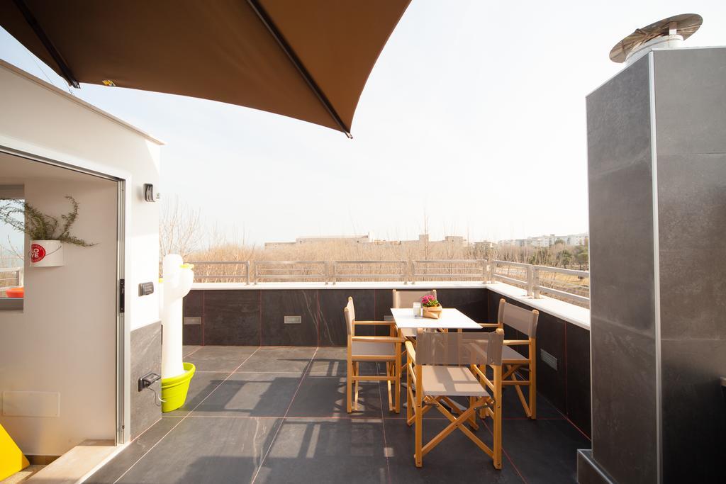 Casa Vacanza Al Castello Barletta Exterior photo